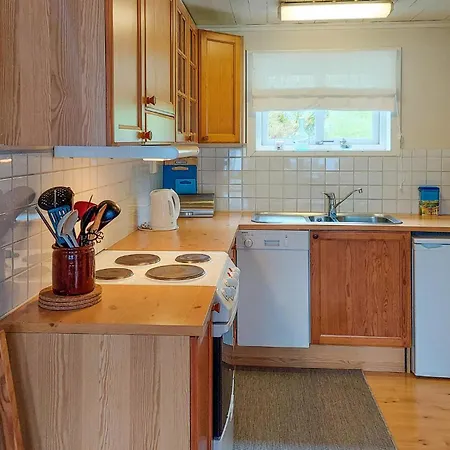 Cozy In With House Sea View Mosvik