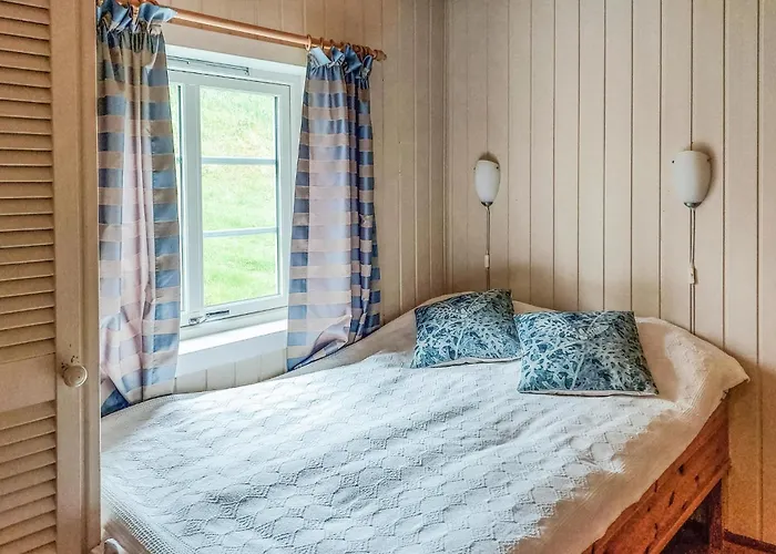 Cozy In With House Sea View Mosvik